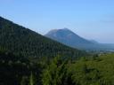 Le Puy de Dme au loin