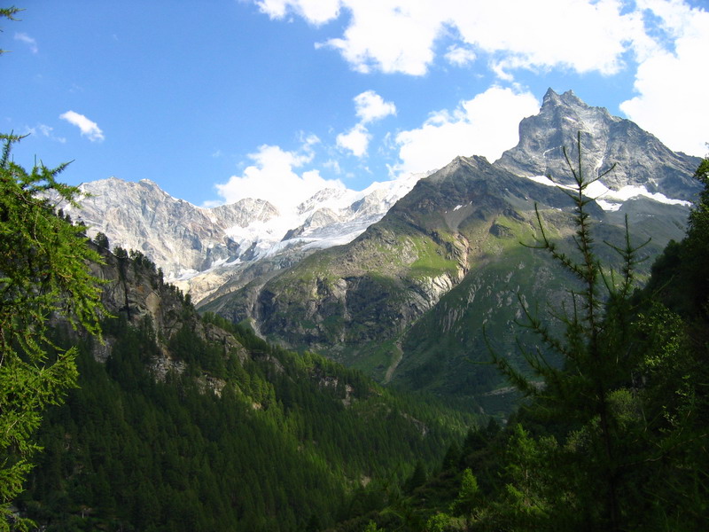 Le Besso et le glacier de Moming