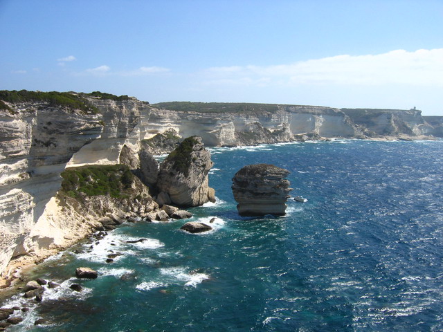Les falaises et le Grain de Sable